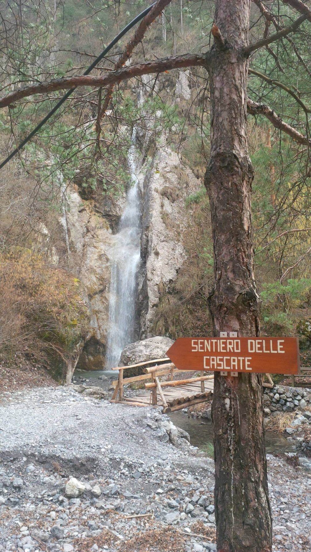 Sentiero Delle Cascate Lago D Idro