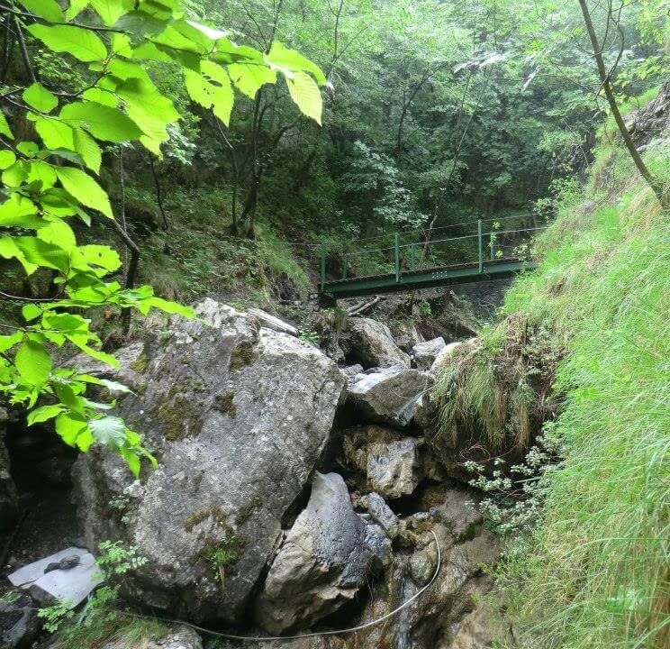 Sentiero Delle Cascate Lago D Idro